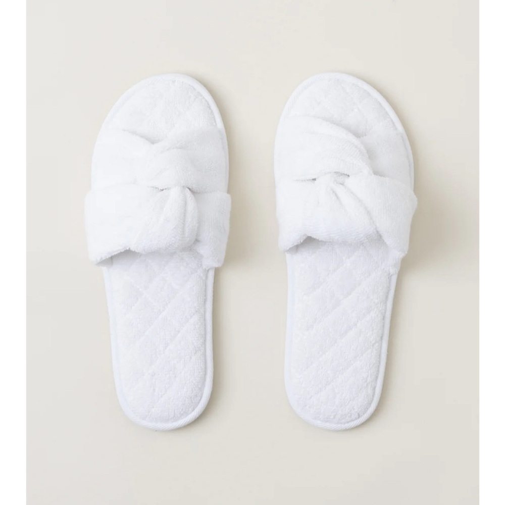 Barefoot Dreams Towel Terry Sandal in Sea Salt NWT - Picture 3 of 9